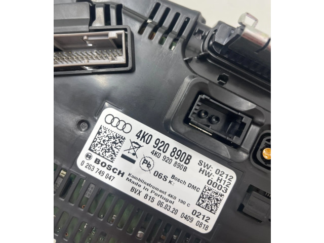 Přístrojová deska  Audi Q7 4M 2020 4K0920890B  