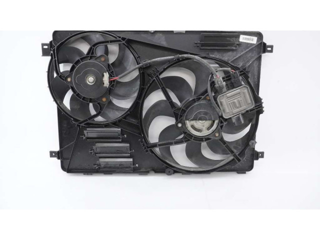 Вентилятор радиатора     31686808    Volvo V70 