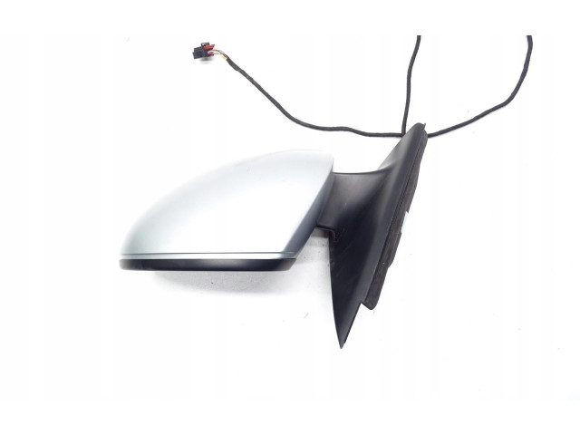Зеркало электрическое Skoda Yeti (5L) 2009 - 2017 года