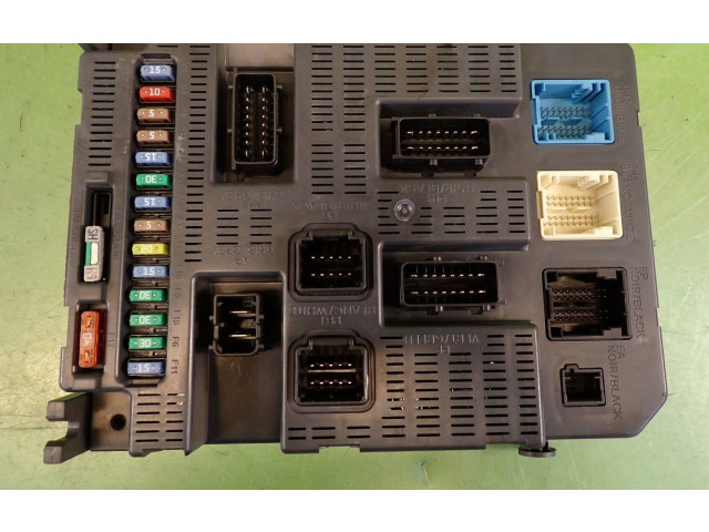 Блок предохранителей 9663798480P08-00 Citroen C4 I