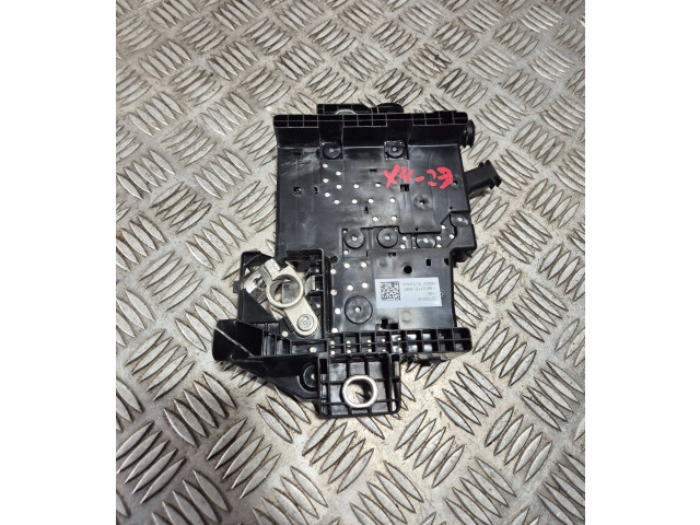 Блок предохранителей 32359306 Volvo XC40