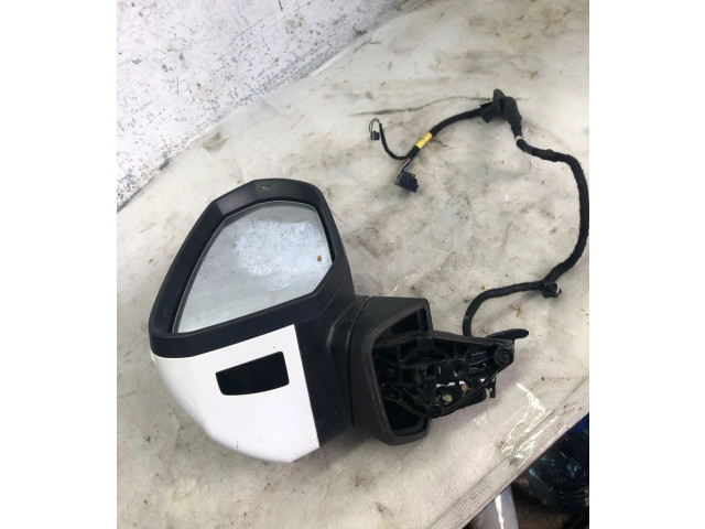 Зеркало электрическое Audi Q3 F3 2018 - года