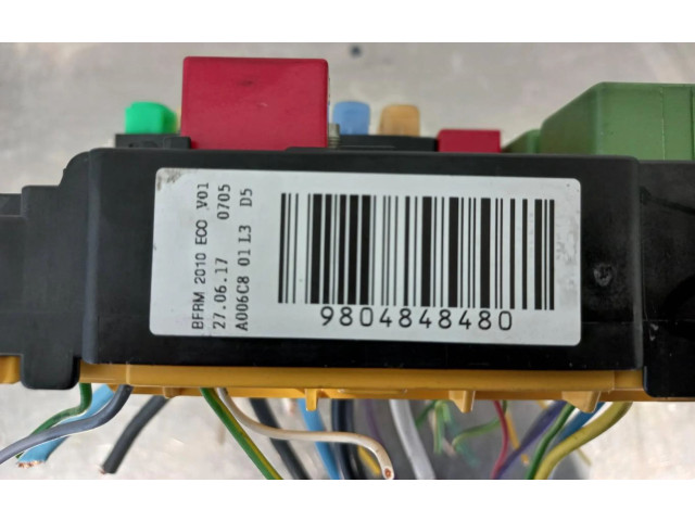 Блок предохранителей 9804848480   Peugeot 2008 I    