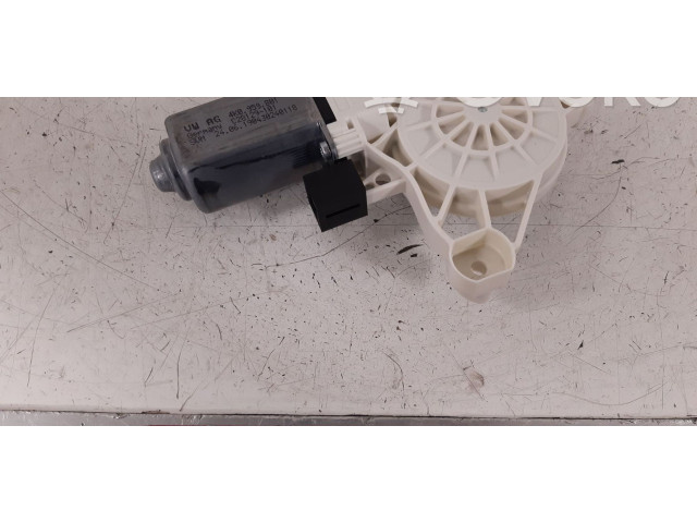 Передний двигатель механизма для подъема окон Audi e-tron - года 4K0959801, 5Q4959801B