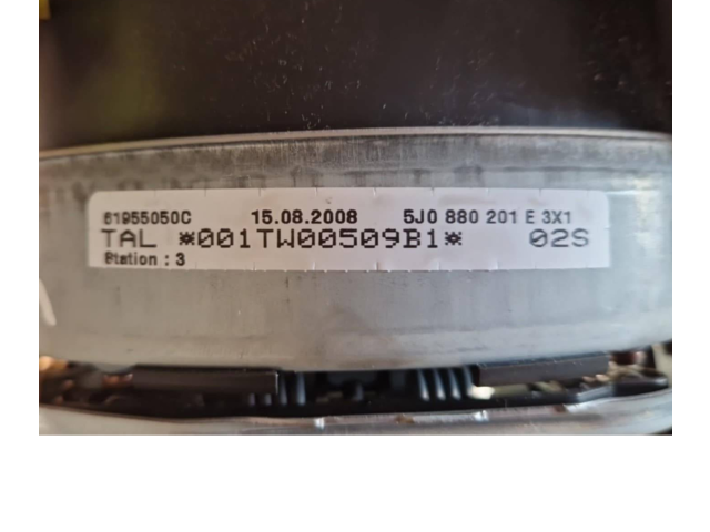 Подушка безопасности водителя 5J0880201E3X1, 001TW00509B1 Skoda Fabia Mk2 (5J)