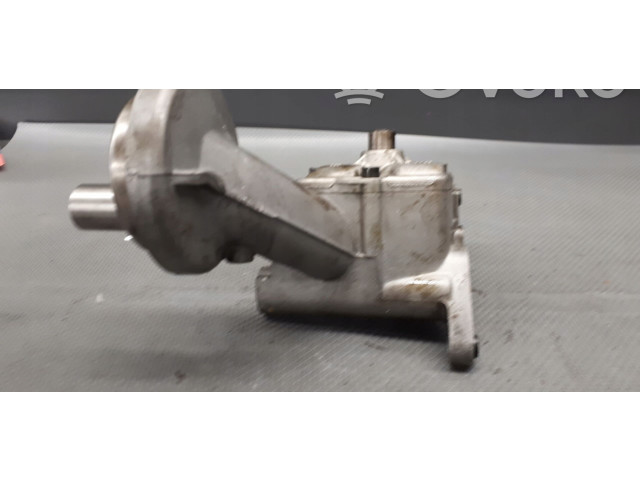 Масляный насос   059115105n  Audi A6 S6 C6 4F 