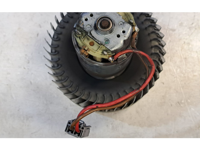 Вентилятор печки    31320392, 8665191   Volvo XC90