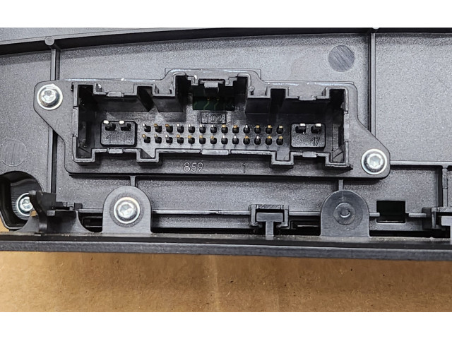 Блок управления климат-контролем 18E245, 001731139 Ford Fusion II