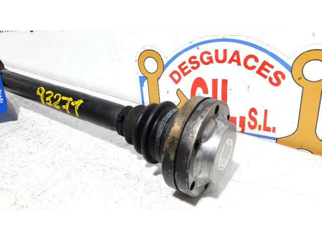 Задняя полуось