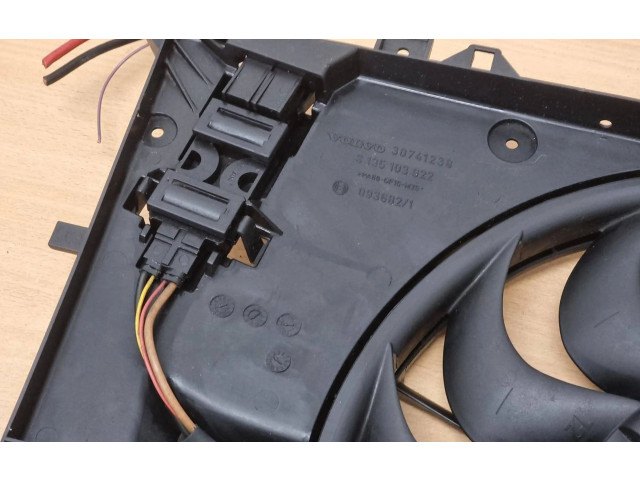 Диффузор 30749760, 0130706861 Volvo XC70 2007