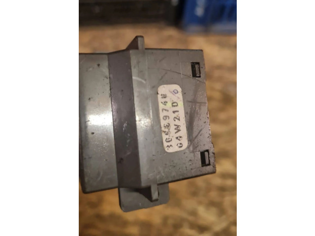 Ручка стеклоочистителей 30689740 Volvo XC90