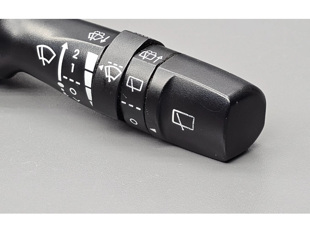 Ручка стеклоочистителей 934202K560   KIA Venga