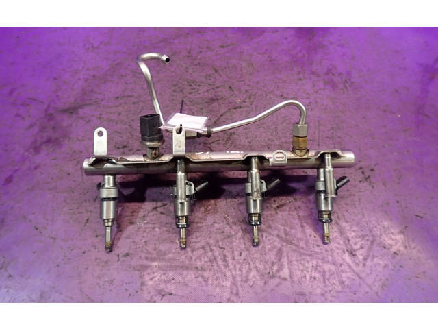 Vstřikovací lišta 06J133317J, 06J133317J Volkswagen Tiguan ---