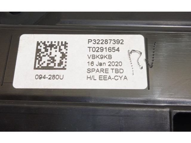 Панель приборов P32287392, 32287392   Volvo XC90       