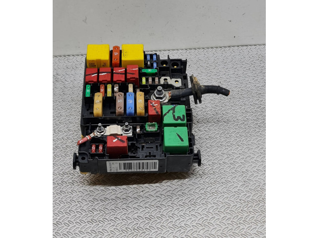 Блок предохранителей       Peugeot 2008 II  2019 -  года   