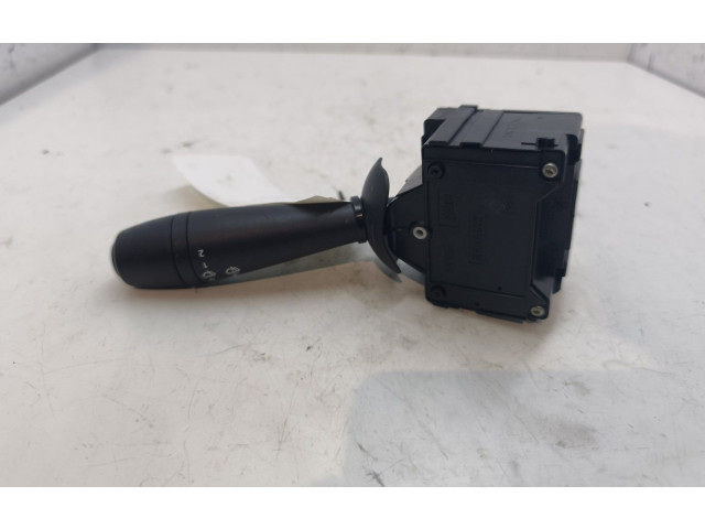 Ручка стеклоочистителей 8201168003 Dacia Logan II