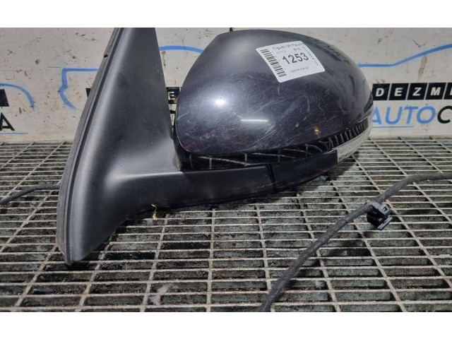 Zpětné zrcátko Volkswagen Tiguan 2012