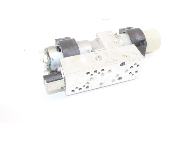 Turbodmychadlo Нагнетатель A1728000030   Mercedes-Benz SLK R172   M 271.861