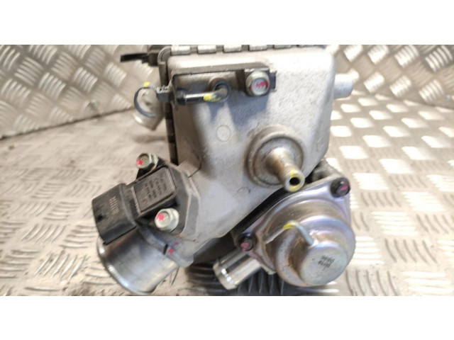 Интеркулер 2827004610, 3939028050 KIA Rio 1.0