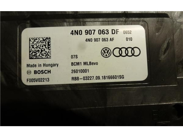 Блок предохранителей F005V02213   Audi A6 S6 C8 4K    