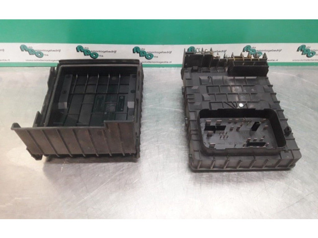 Блок предохранителей 1K0937125, 1K0937125 Volkswagen Jetta V