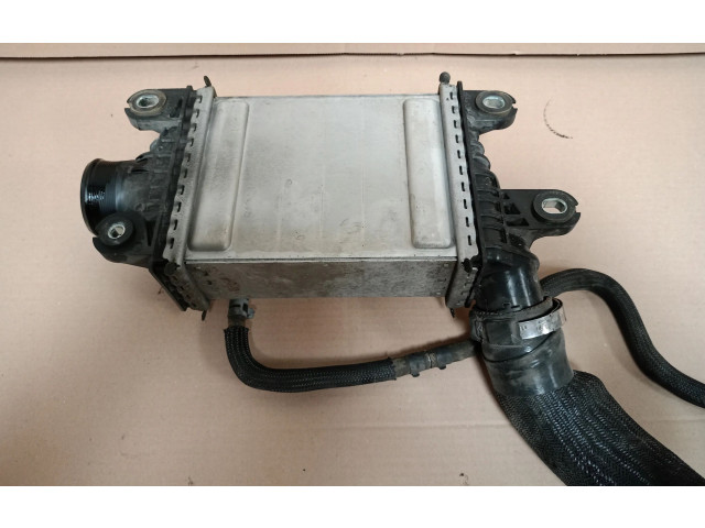 Интеркулер 68299296AA Jeep Wrangler