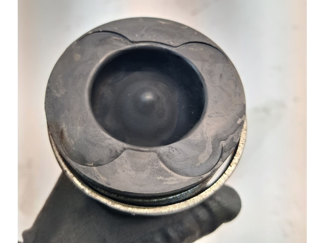  Поршень OM 642.836 A6420305220  Mercedes-Benz E W212  