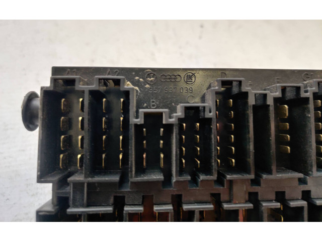 Pojistková skříňka 357937039 Volkswagen Caddy 2007