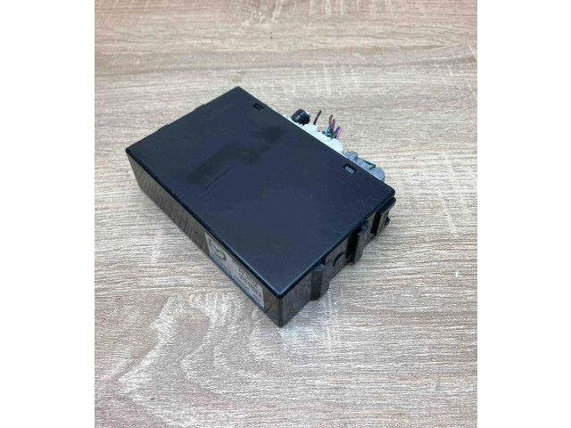 Блок управления CCY9675DZA, X1T40476H2 Mazda 3 II