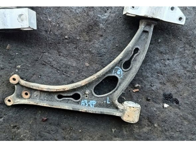 Форсунка 103KW Audi A3 S3 8P