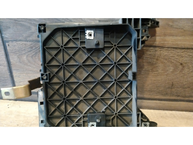 Блок предохранителей 7M0971882A Ford Galaxy