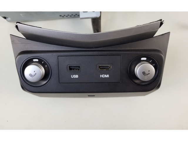 Радио/ проигрыватель CD/DVD / навигация 89150-35000 SsangYong Tivoli