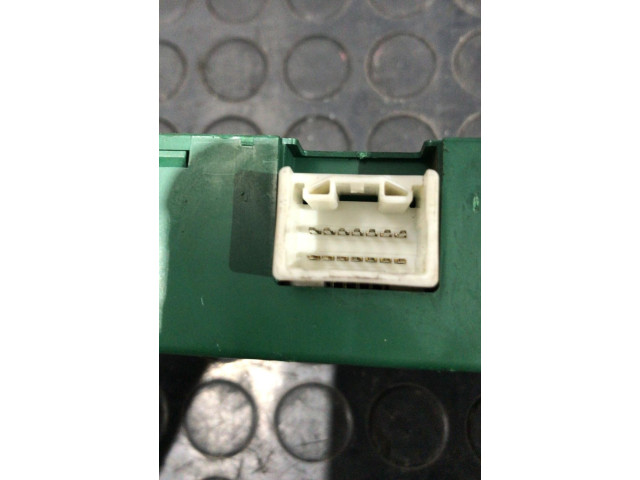 Блок управления Lexus IS 200-300