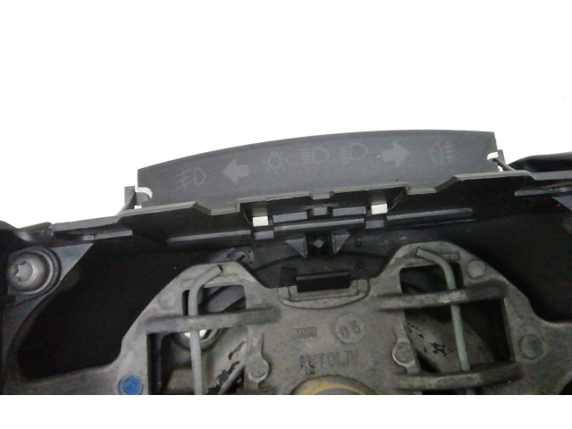 Руль Citroen C4 I  2004 - 2010 года 96591806ZD, 96591806ZD      