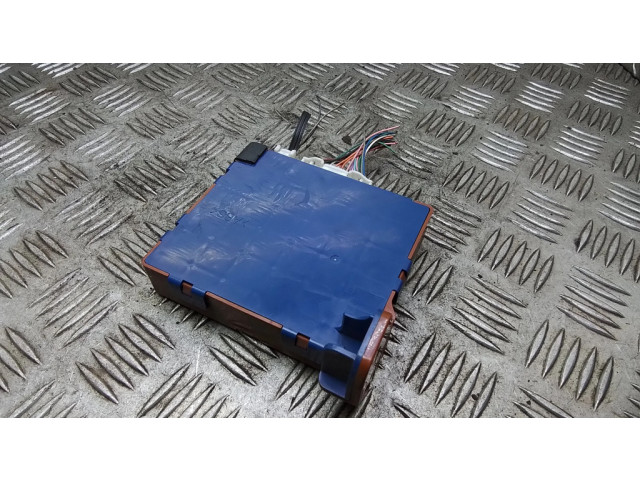 Блок управления 8865053073, 1776006300 Lexus IS 220D-250-350