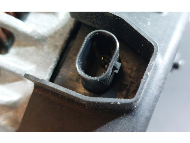 Генератор 8680374 BMW 1 F40