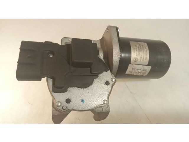 Двигатель стеклоочистителей