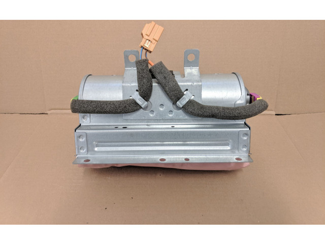 Подушка безопасности пассажира 8686592   Volvo XC90