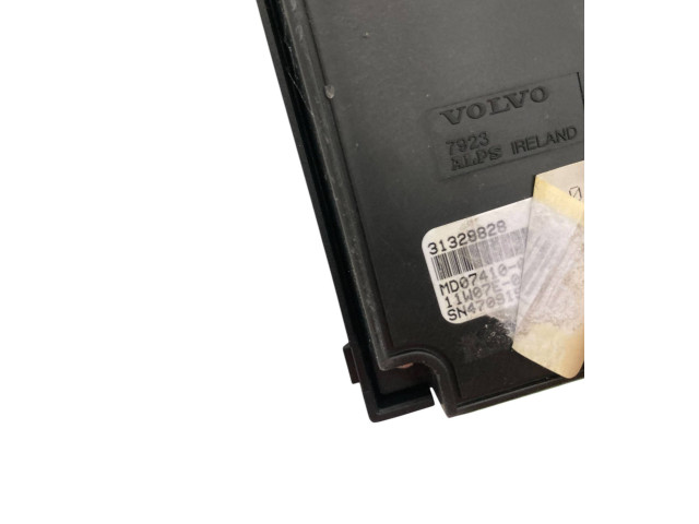 Дисплей    31328828   Volvo V70