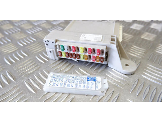 Pojistková skříňka 8267030350 Lexus GS 250 350 300H 450H 2013