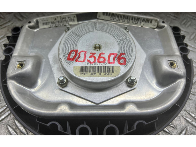 Подушка безопасности водителя 1684600098 Mercedes-Benz A W168