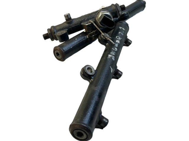 Топливная рампа 4R8Q9D280AC, Y2Y00715 Jaguar S-Type 2.7