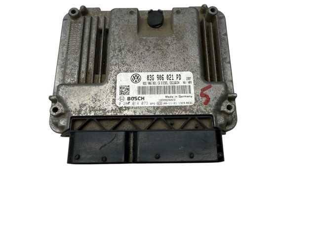 Řídící jednotka 03G906021PD, 03G906021CG Volkswagen Caddy 2008