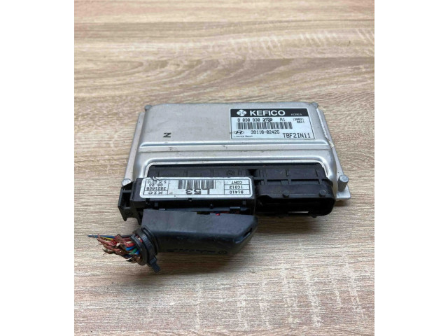 Блок управления двигателем Блок управления 3911002425   Hyundai Getz