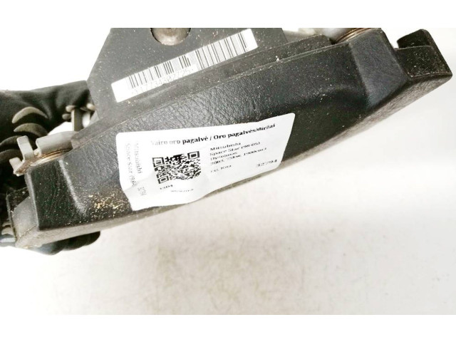 Подушка безопасности водителя    Mitsubishi Space Star