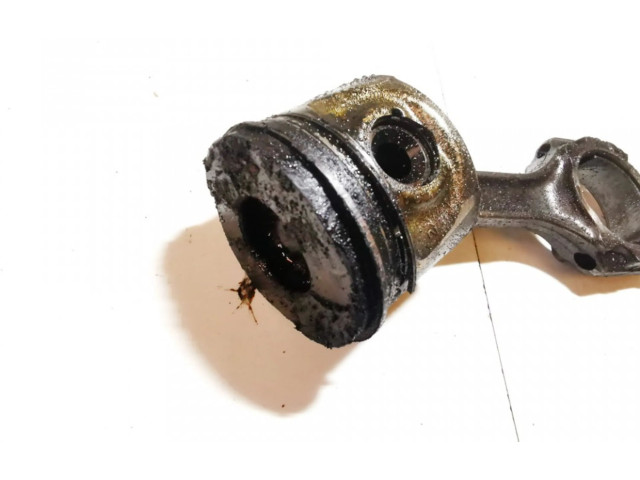 Поршень с шатуном 4430 Chrysler Voyager для дизельного двигателя 2.5