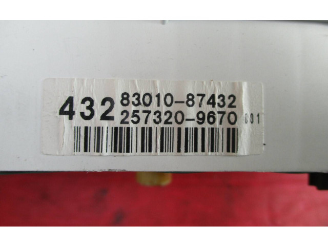 Панель приборов 8301087432, 2573209670   Daihatsu Terios       