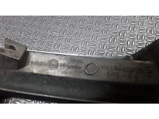 Верхняя решётка Mitsubishi L200 2006-2014 года MN142327