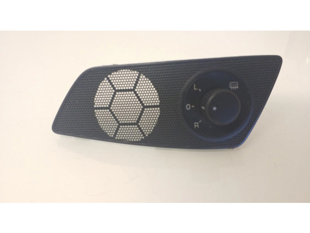 Включатель зеркал