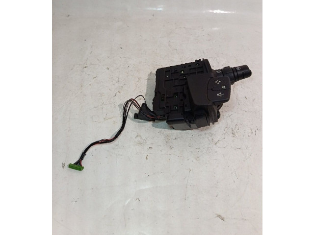 Включатель скорости стеклоочистителей    Renault Clio III